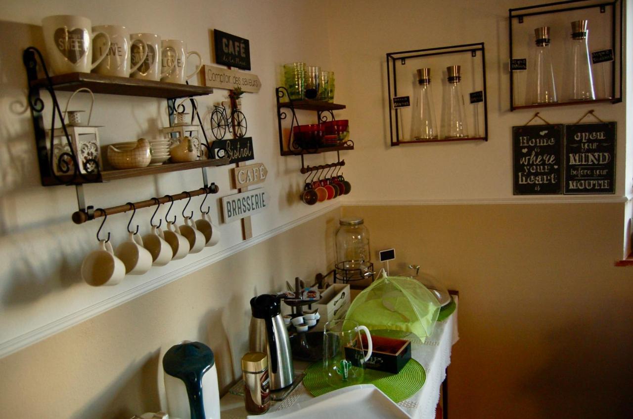 Bed And Breakfast Casale Del Sole Castellina Marittima Exteriör bild