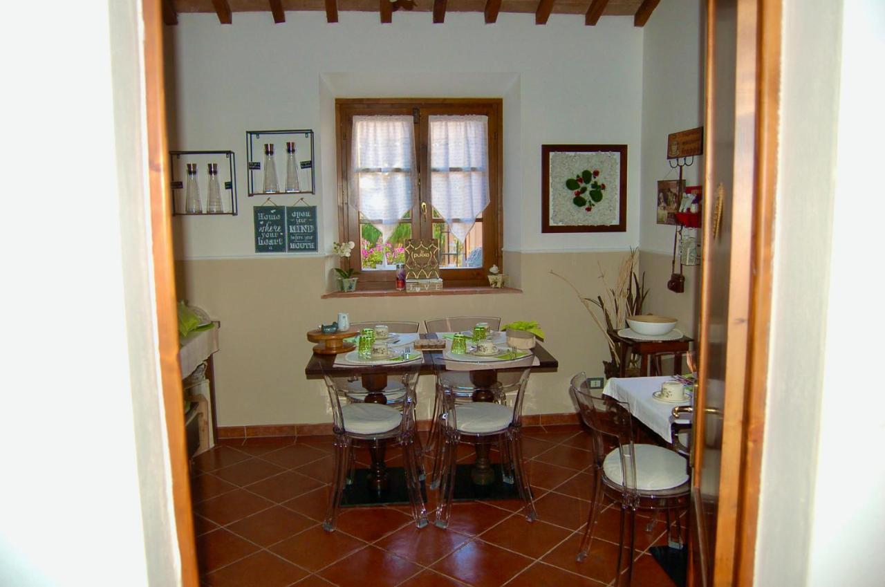 Bed And Breakfast Casale Del Sole Castellina Marittima Exteriör bild