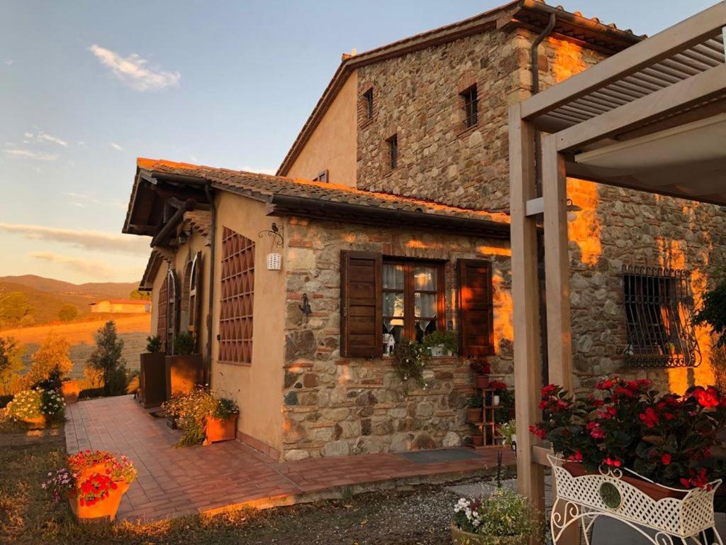 Bed And Breakfast Casale Del Sole Castellina Marittima Exteriör bild