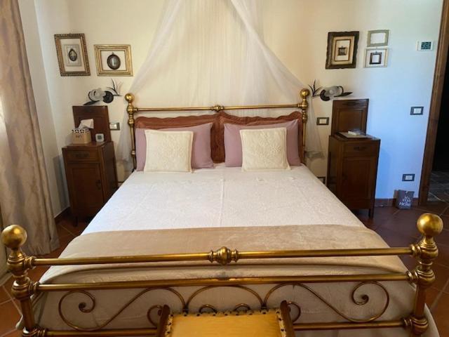 Bed And Breakfast Casale Del Sole Castellina Marittima Exteriör bild